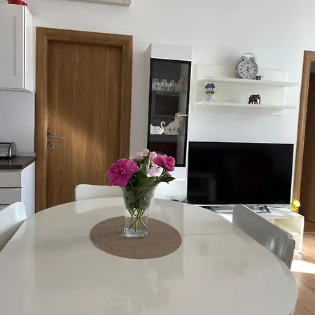 Mazalin Apartment